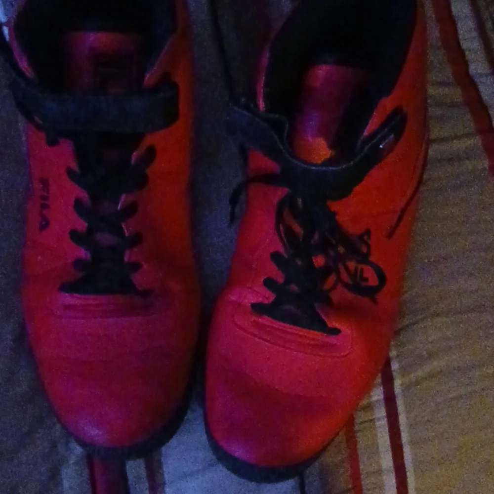 Shoes - Picture 3 of 3